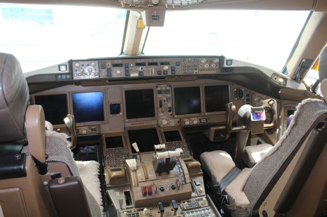 BOEING 777-300ER (A6-EBN) - a beautiful cockpit of b777-300