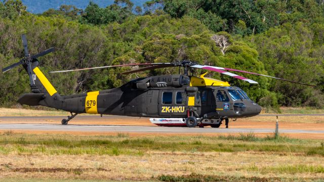 Sikorsky S-70 (ZK-HKU)