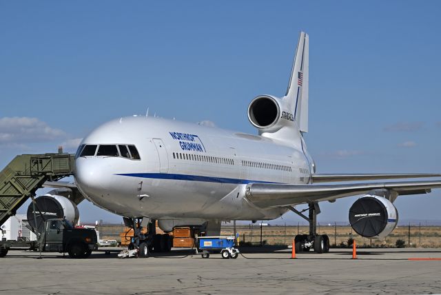 Lockheed L-1011 TriStar (N140SC)