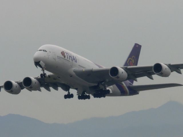 Airbus A380-800 (HS-TUD)