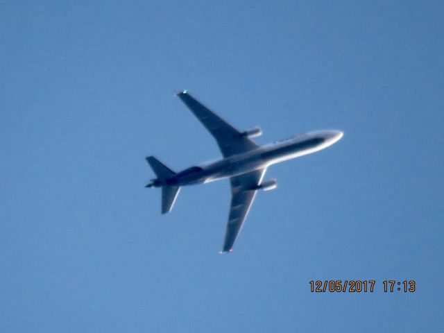 Boeing MD-11 (N589FE)