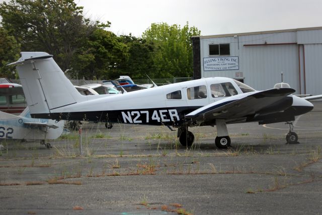 Piper PA-44 Seminole (N274ER) - Seen here on 12-May-16.