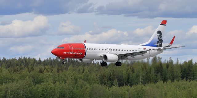 Boeing 737-800 (EI-FVX) - Norwegian (Freddie Mercury Livery)