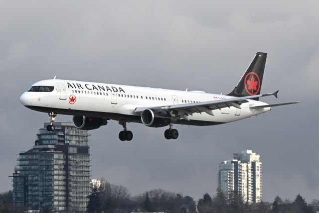 Airbus A321 (C-GYFY)
