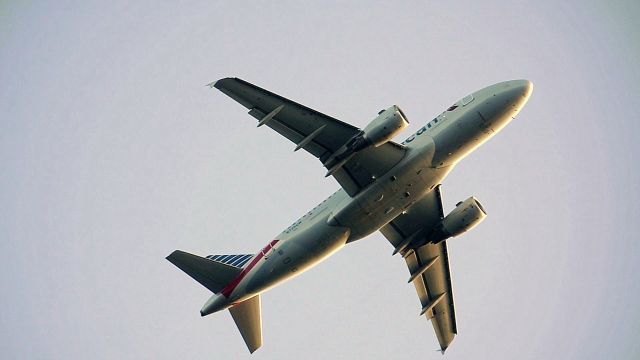 Airbus A319 (N725UW) - American Airlines A319 takeoff from Myrtle Beach International (MYR) on 11/7/2019.