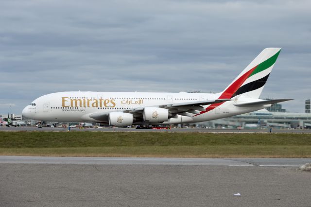 Airbus A380-800 (A6-EUL)