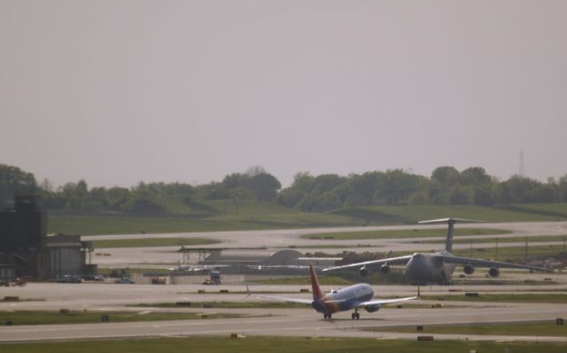 Lockheed C-5 Galaxy —
