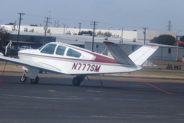 Beechcraft 35 Bonanza (N777SM)