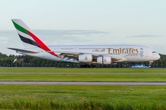 Airbus A380-800 (A6-EDA)