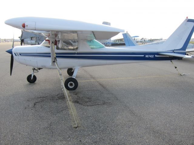 Cessna 152 (N67402)