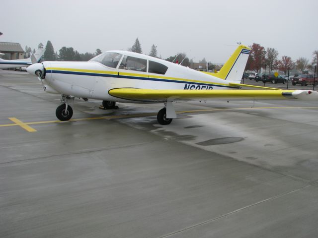 Piper PA-24 Comanche (N6851P)