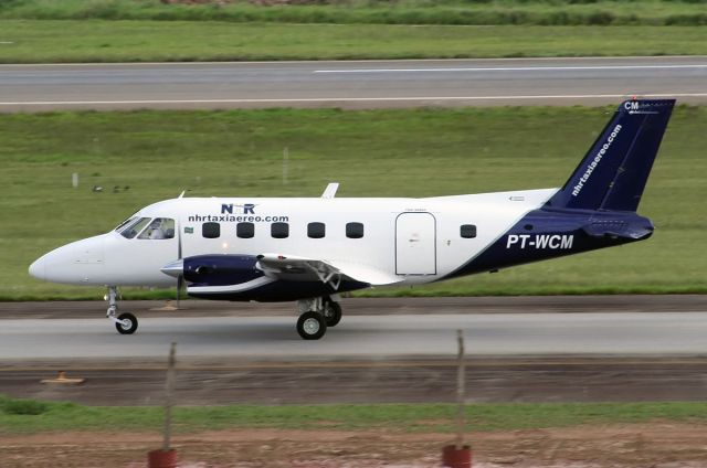 Embraer EMB-110 Bandeirante (PR-WCM)