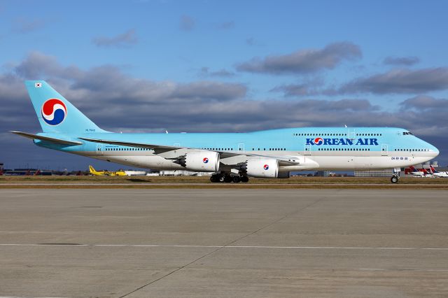 BOEING 747-8 (HL7642)
