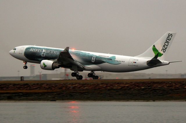 Airbus A330-200 (CS-TRY) - Azores 221 touching down on 22L