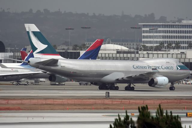 Boeing 747-400 (B-HUP)