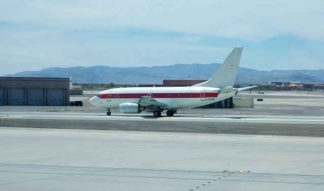 BOEING 737-600 (N365SR) - US Air Force JANET 737-66N N365SR at LAS on April 21, 2011.