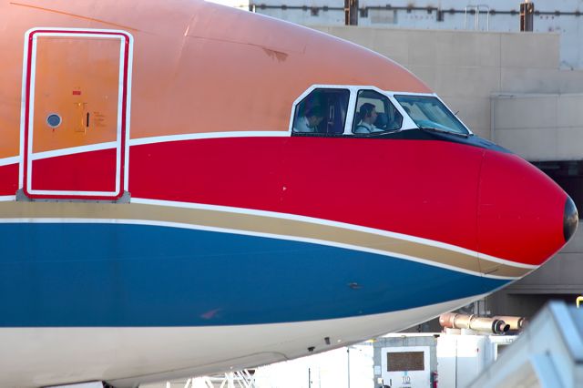 Airbus A340-600 (B-6055) - Crew ready to fly!