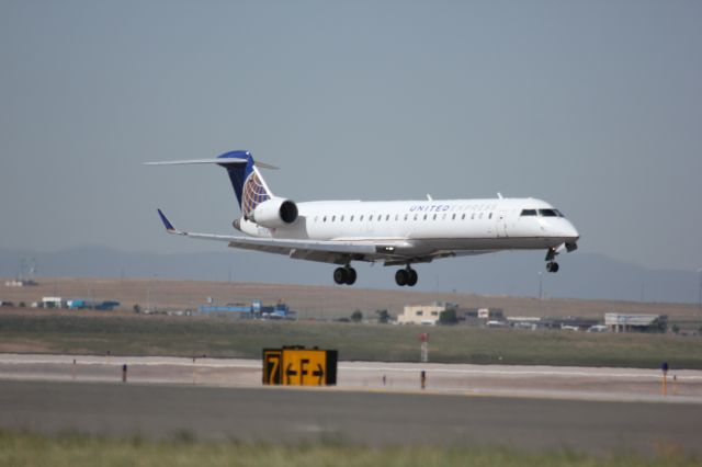 Canadair Regional Jet CRJ-200 (N719SK) - Landing on 34R.