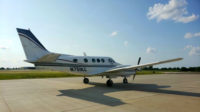 Beechcraft King Air 90 (N751KC)