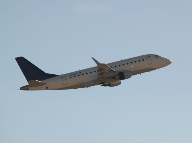 Embraer 170/175 (N870RW) - Departing from 27R at ATL on 02/25/2011.