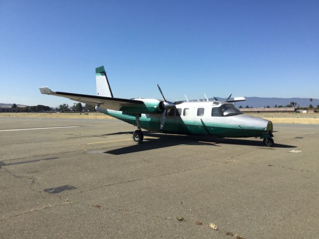 North American Rockwell Turbo Commander (680) (N685TT)