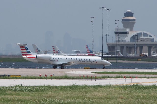 Embraer ERJ-145 (N686AE)