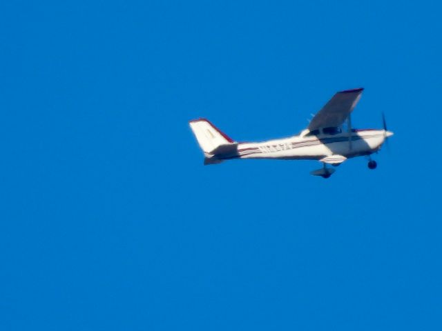 Cessna Skyhawk (N1447F)
