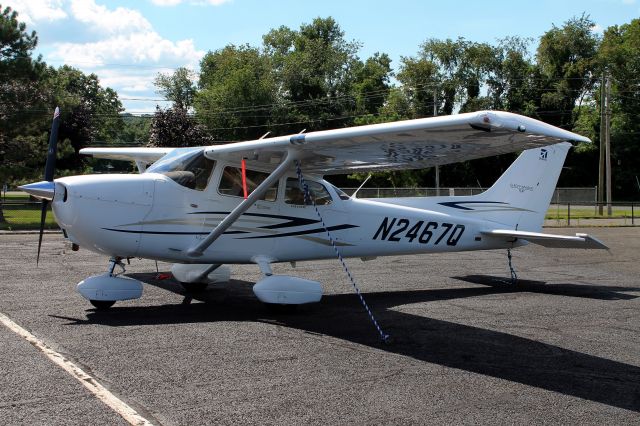 Cessna Skyhawk (N2467Q) - Taken July 30, 2013.