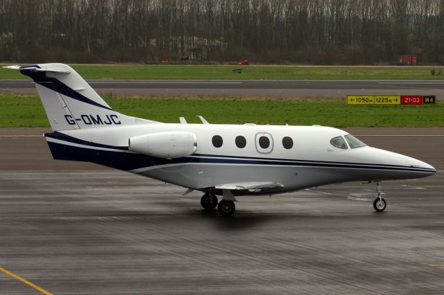 Beechcraft Premier 1 (G-OMJC)