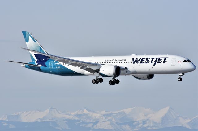 Boeing 787-9 Dreamliner (C-GURP) - C-GURP, Westjet's second Boeing 787-9 Dreamliner in service, arriving at YYC on Mar 16.