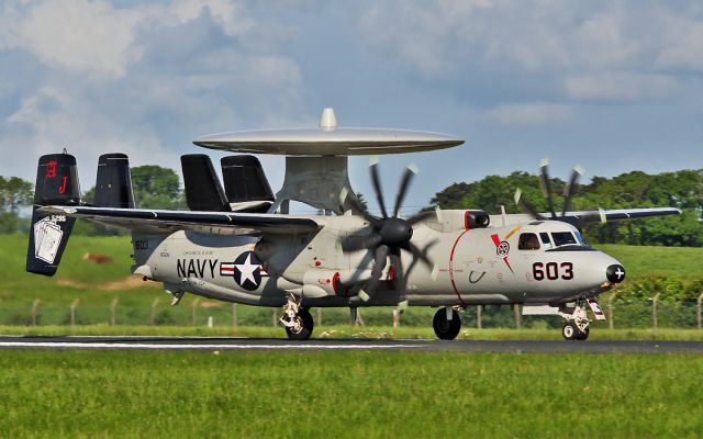 16-5295 — - usn e-2c hawkeye 165295 landing at shannon 5/6/14.