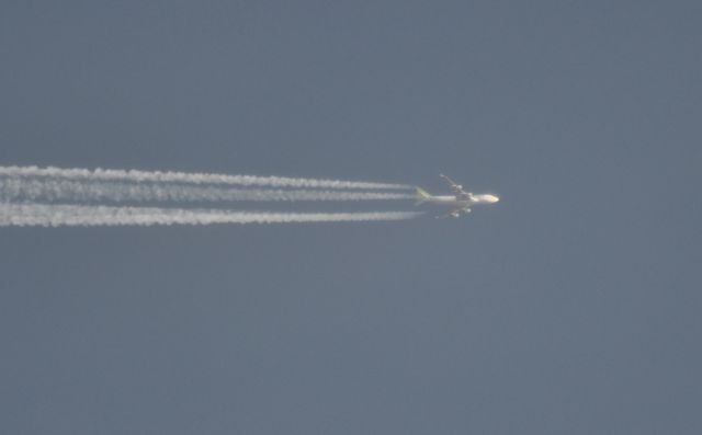 Boeing 747-400 (TC-ACM) - Passing Cheltenham, UK at 36000'