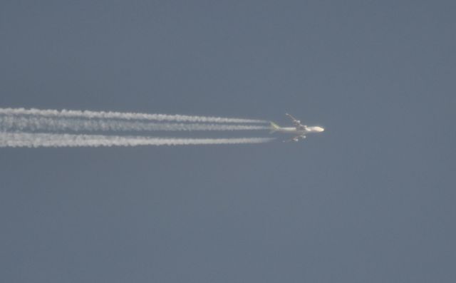 Boeing 747-400 (TC-ACM) - Passing Cheltenham, UK at 36000'