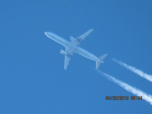 Airbus A321 (N568UW)