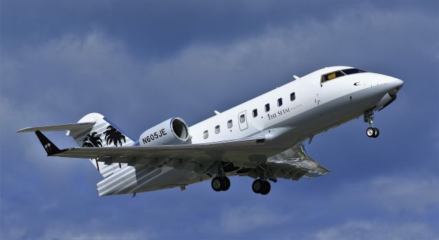 Canadair Challenger (N605JE)