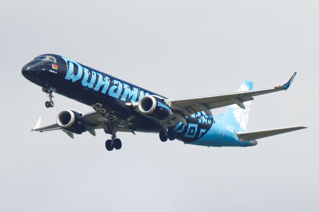 EMBRAER 195 (EW-400PO)