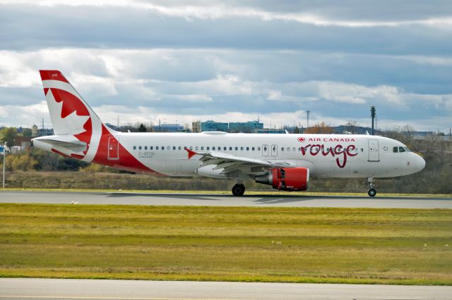 Airbus A320 (C-GFCH)