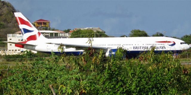 Boeing 777-200 (G-VIIP)