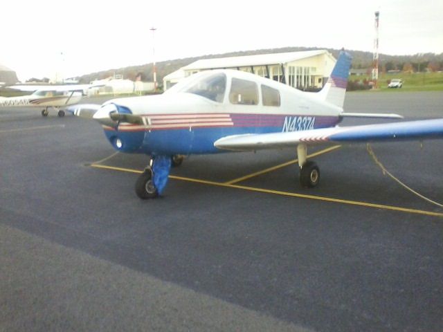 Piper Cherokee (N43374)