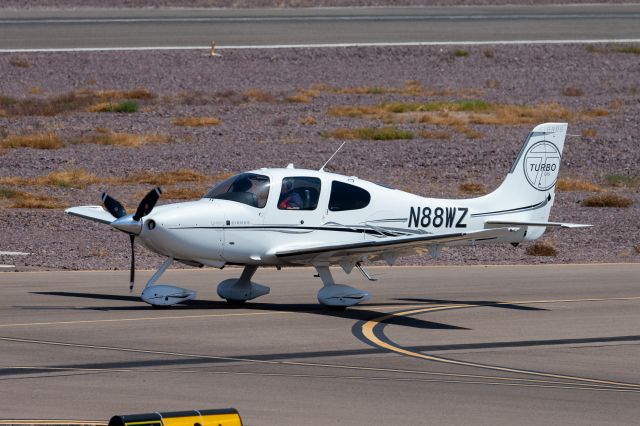 Cirrus SR-22 (N88WZ)