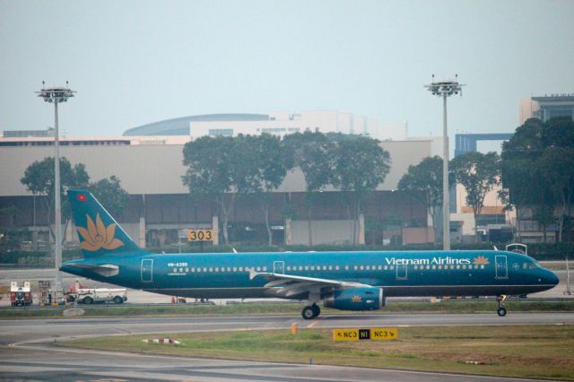 Airbus A321 (VN-A399)