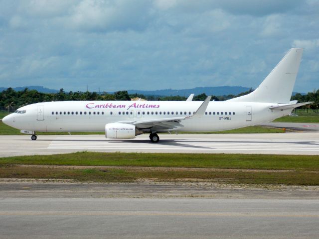 Boeing 737-800 (9Y-MBJ)