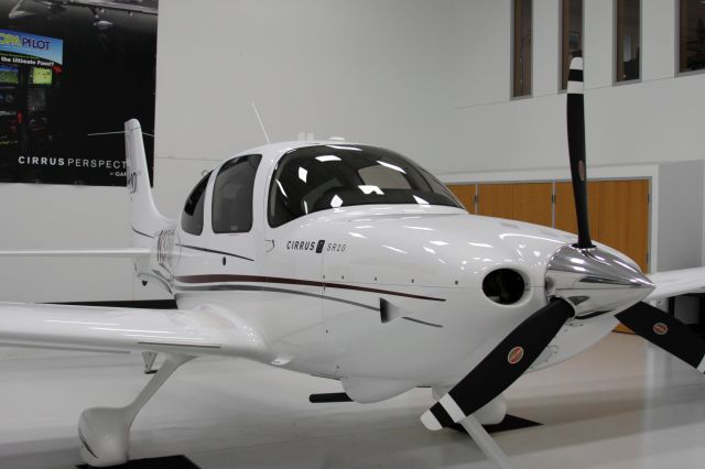 Cirrus SR-20 (N378TT)