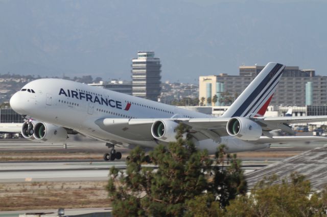 Airbus A380-800 (F-HPJH)