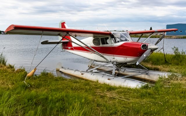 Piper 108 Voyager (N6177M)