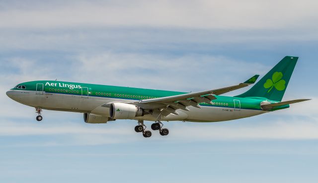 Airbus A330-200 (EI-EWR)