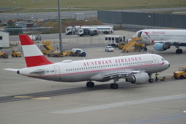 Airbus A320 (OE-LBP) - Austrian Airlines A320-214 cn797 23 juni 2018 Old livery