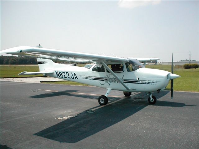 Cessna Skyhawk (N822JA)