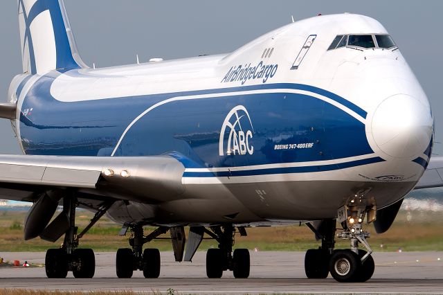 Boeing 747-200 (VP-BIM)