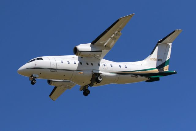 Fairchild Dornier 328JET (N328WW)